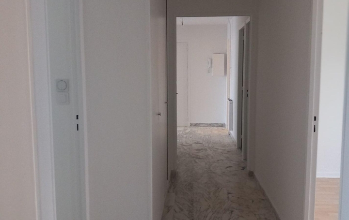 Appartement P5   LA GARDE  117 m2 345 000 € 